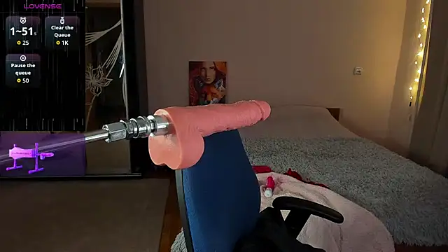 Cherry  Girl online show from November 2025 09:09:02 PM