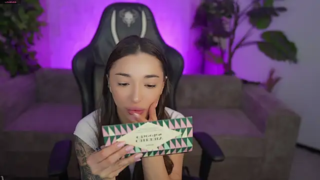 Jasmine Flow online show from February 2026 09:00:02 AM