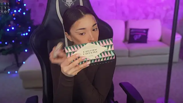 Jasmine Flow online show from December 2025 08:19:02 AM