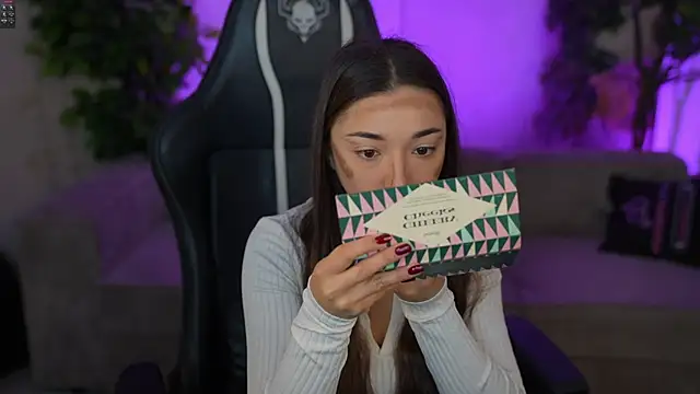 Jasmine Flow online show from November 2025 08:07:02 AM