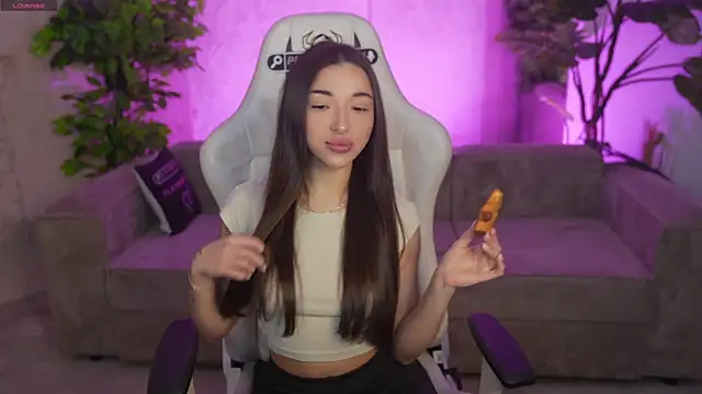 Jasmine Flow online show from April 2026 07:33:02 AM