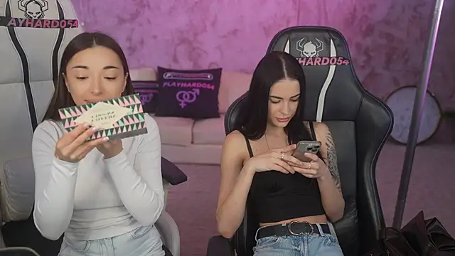 Jasmine Flow online show from April 2026 07:33:02 AM