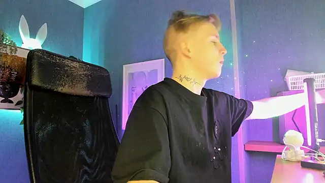 AlexxSweet online show from February 2026 07:33:02 AM