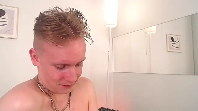 AlexxSweet online show from May 2026 06:10:01 PM