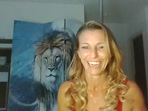 Strip-Nomy online show from October 2025 02:55:01 AM