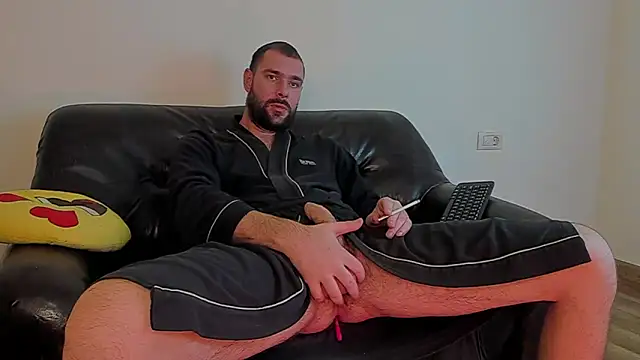 KingMalcom online show from October 2025 11:56:02 AM