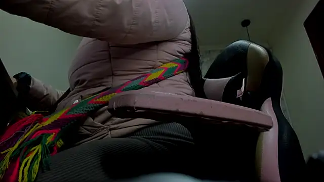 nalalye cruzz  online show from November 2025 03:05:02 AM