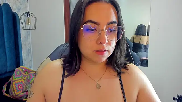 nalalye cruzz  online show from March 2026 02:33:02 AM