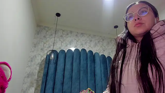 nalalye cruzz  online show from October 2025 03:07:02 AM