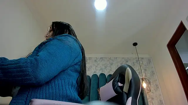 nalalye cruzz  online show from October 2025 02:46:01 AM