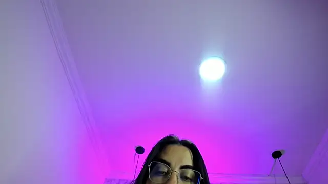 nalalye cruzz  online show from May 2026 02:39:02 AM