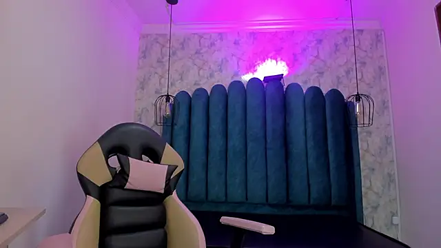 nalalye cruzz  online show from December 2025 02:47:02 AM