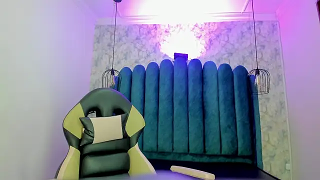 nalalye cruzz  online show from November 2025 03:10:02 AM