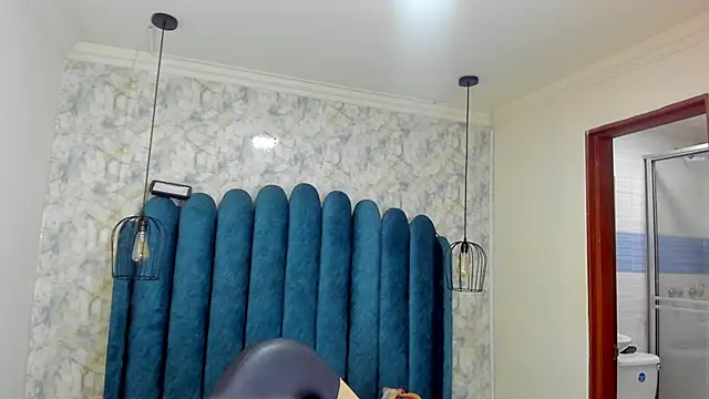 nalalye cruzz  online show from March 2026 02:22:01 AM