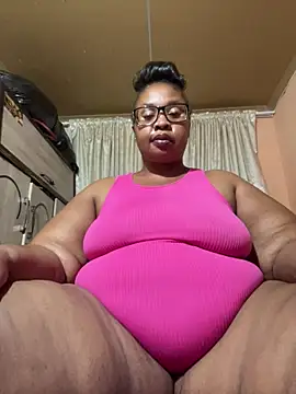ZOQULUx online show from March 2025 05:04:02 PM