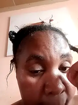 ZOQULUx online show from November 2025 09:57:02 AM