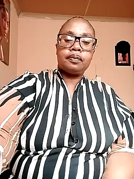 ZOQULUx online show from March 2026 12:32:02 PM