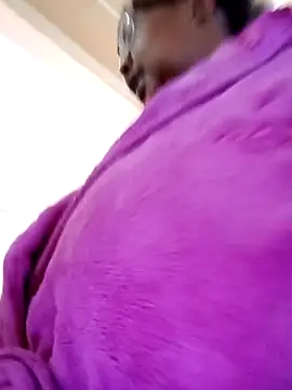 ZOQULUx online show from February 2026 04:55:01 AM