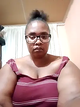 ZOQULUx online show from February 2026 05:55:02 PM