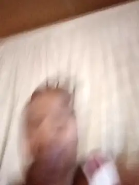 ZOQULUx online show from April 2026 07:53:01 PM