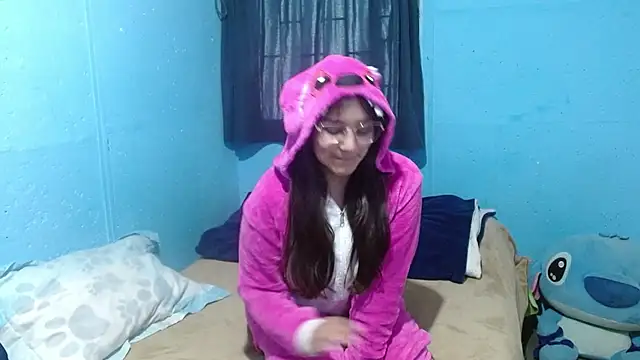 Snapshot of clarisse69 chatting on March 2025 02:30:01 PM clarisse69 online show from March 2025 02:30:01 PM