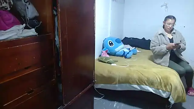 Snapshot of clarisse69 chatting on September 2025 10:08:01 PM clarisse69 online show from September 2025 10:08:01 PM