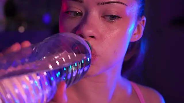 VixenMia online show from March 2026 04:02:02 AM