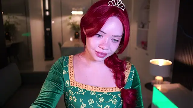 Snapshot of VixenMia chatting on October 2025 02:35:01 AM VixenMia online show from October 2025 02:35:01 AM