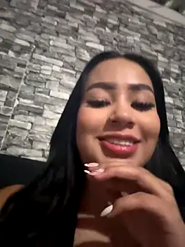 Luisa Fernandaa online show from October 2025 01:08:01 AM