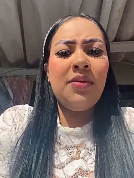 Luisa Fernandaa online show from October 2025 08:27:02 PM