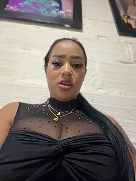 Luisa Fernandaa online show from May 2026 11:20:02 PM