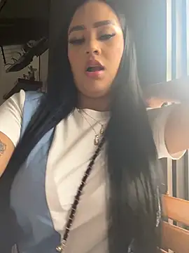 Luisa Fernandaa online show from February 2026 06:31:02 PM