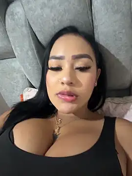 Luisa Fernandaa online show from May 2026 04:00:02 AM