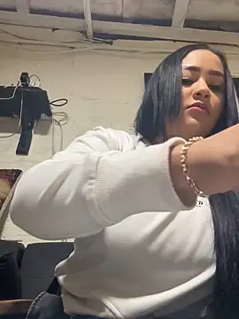 Luisa Fernandaa online show from February 2026 12:20:02 AM