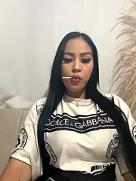 Luisa Fernandaa online show from November 2025 11:36:02 PM