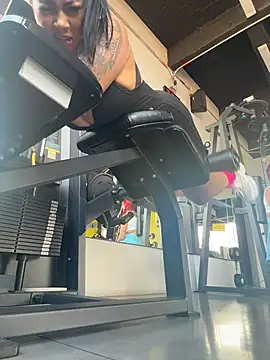 Luisa Fernandaa online show from March 2026 07:19:01 PM