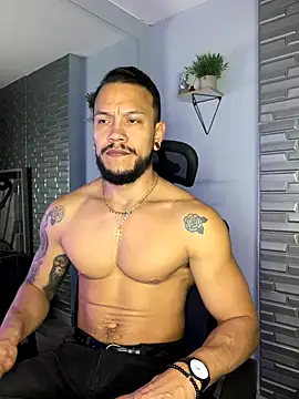 ARON TAYLER01 online show from December 2025 10:28:02 AM