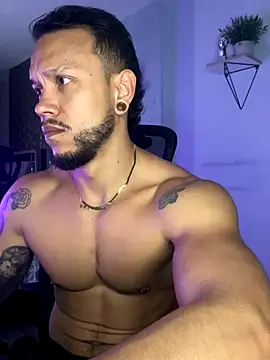 ARON TAYLER01 online show from October 2025 10:28:01 AM