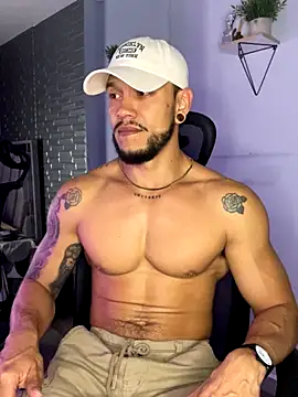 ARON TAYLER01 online show from October 2025 10:26:02 AM