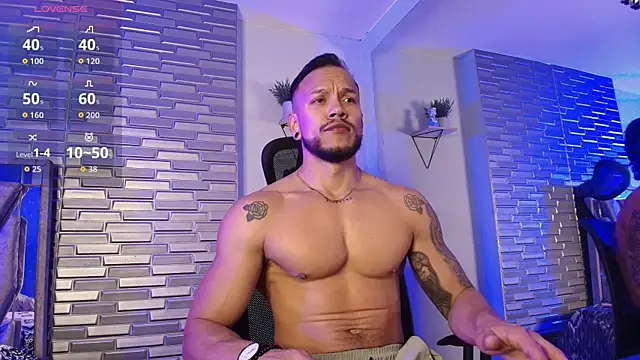 ARON TAYLER01 online show from March 2026 10:27:02 AM