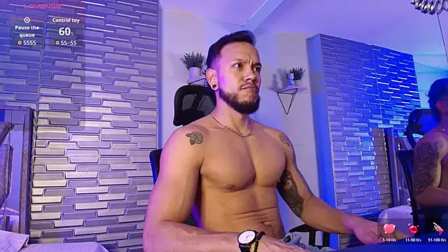 ARON TAYLER01 online show from March 2026 10:22:01 AM