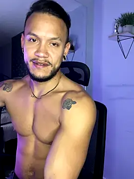 ARON TAYLER01 online show from September 2025 10:37:01 AM