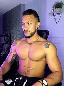 ARON TAYLER01 online show from September 2025 10:22:01 AM