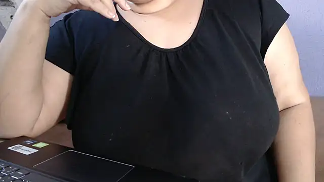 VanessaBBW1 online show from February 2026 08:41:01 PM