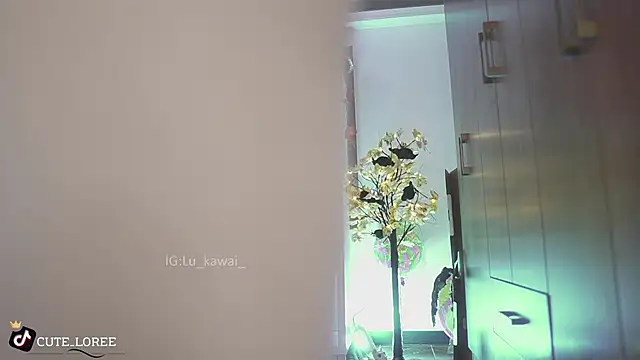 Snapshot of Samanthha_roberts chatting on May 2026 07:21:01 PM Samanthha roberts online show from May 2026 07:21:01 PM