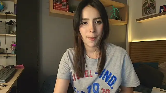 alicewilloww online show from October 2025 09:15:01 PM