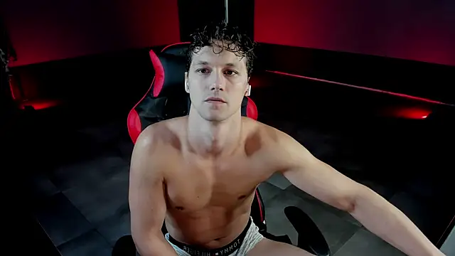 dirty-boss online show from September 2025 11:06:01 AM