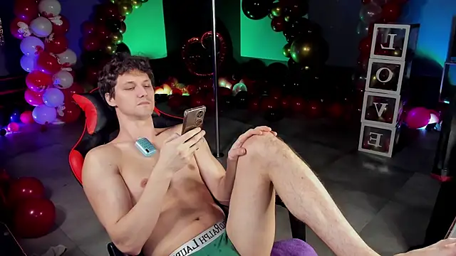 dirty-boss online show from March 2026 08:36:02 PM