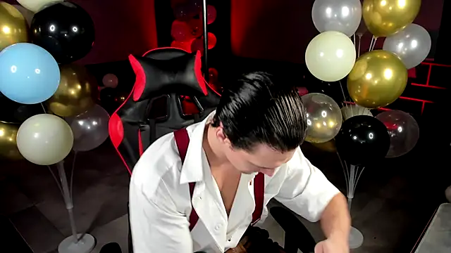 dirty-boss online show from October 2025 01:01:02 PM