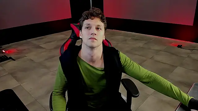 dirty-boss online show from March 2025 09:16:01 PM